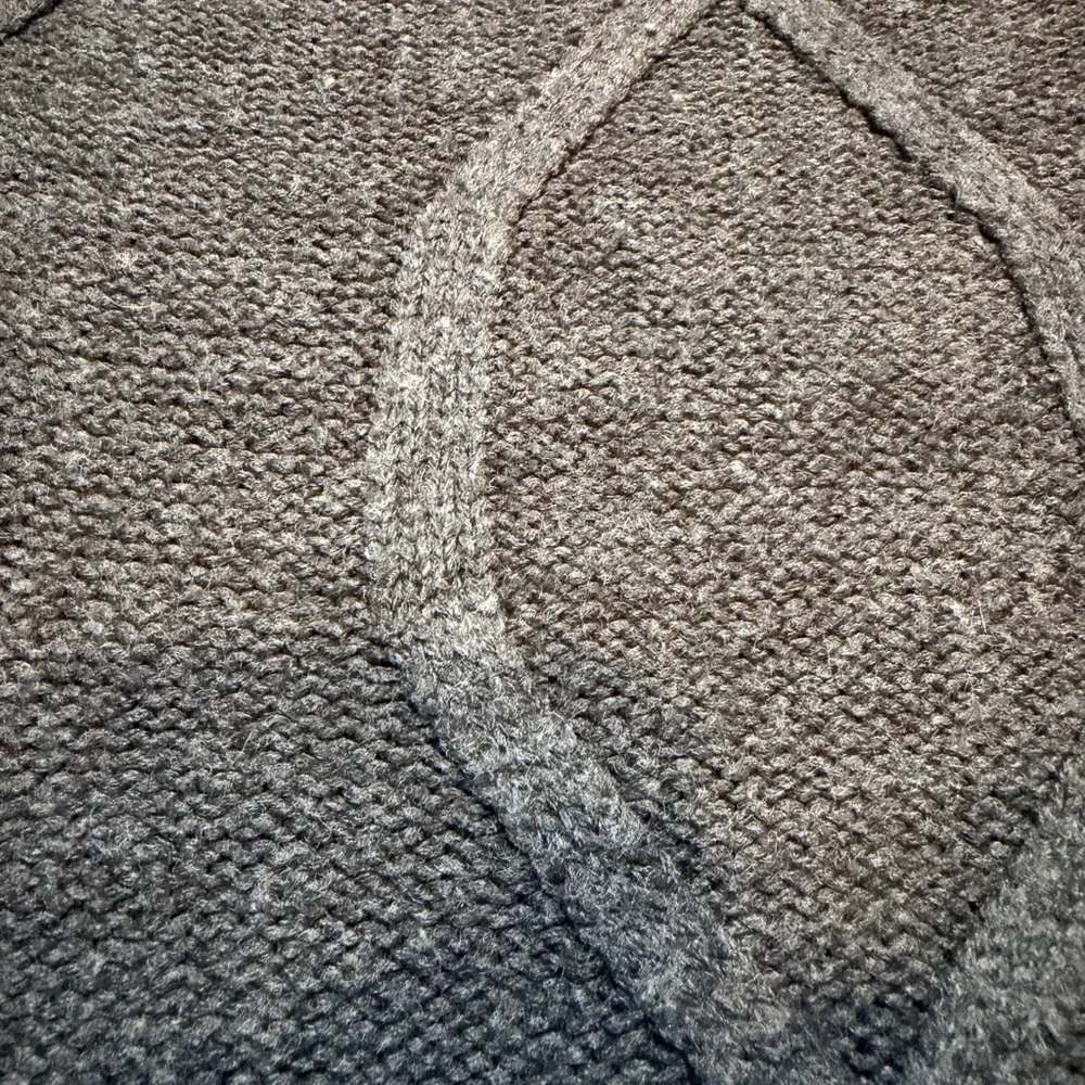 Lizwear Charcoal Gray Textured Knit Sweater Women’s L Cozy Argyle Pullover
